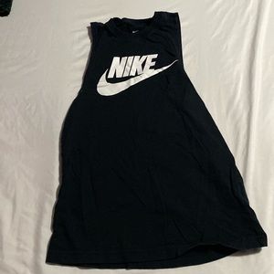 Nike cut off